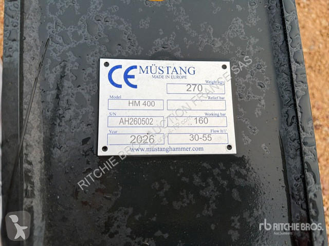تجهيزات الأشغال العمومية Mustang  HM400