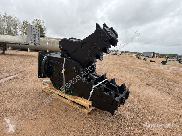 تجهيزات الأشغال العمومية Haener  HPX2600A