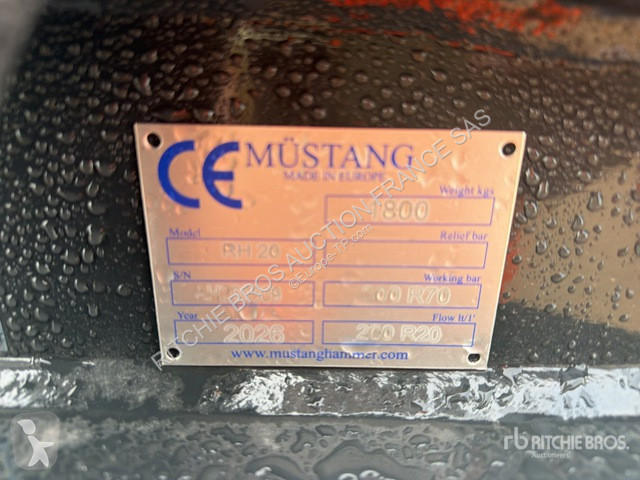 تجهيزات الأشغال العمومية Mustang 20