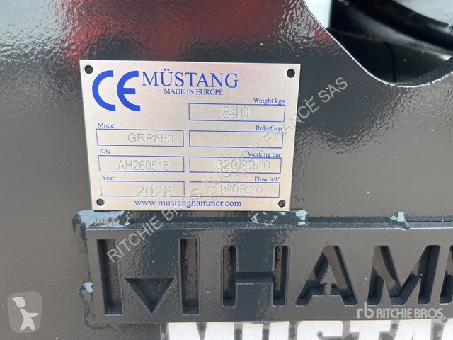تجهيزات الأشغال العمومية Mustang  GRP850
