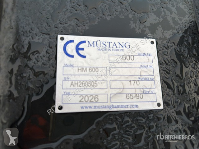 تجهيزات الأشغال العمومية Mustang  HM600