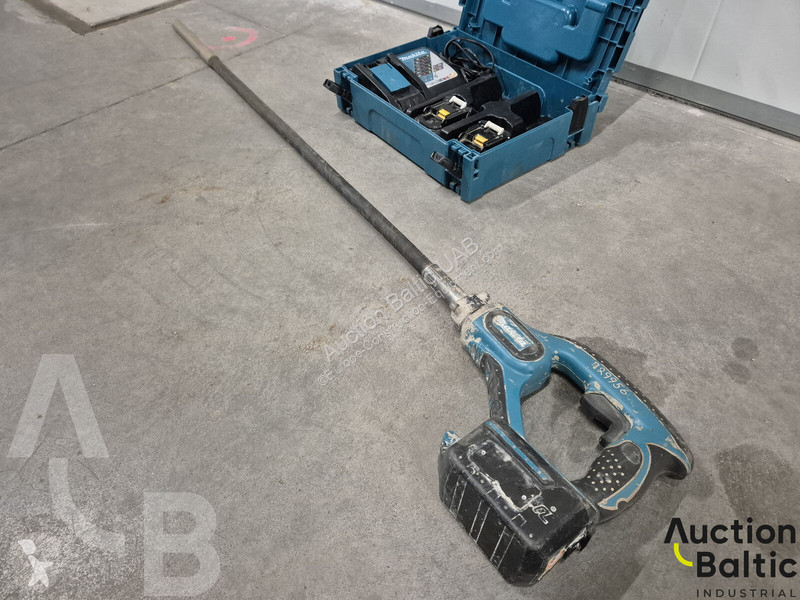 Строително оборудване Makita DVR 450