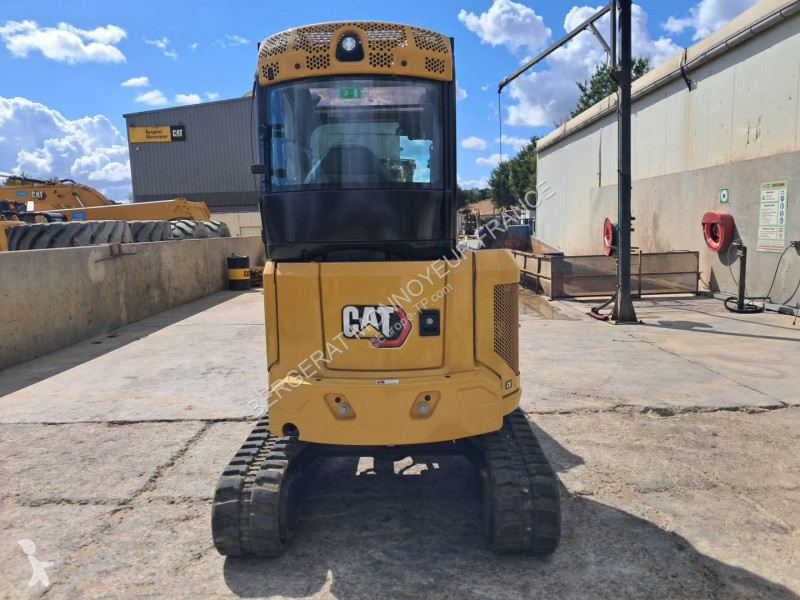 تجهيزات الأشغال العمومية Caterpillar 302.7
