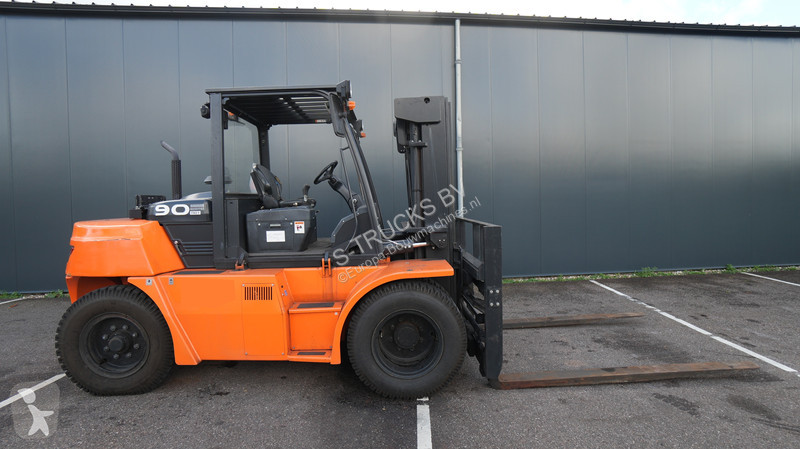Equipamentos de obras Doosan D90S 9T FORKLIFT