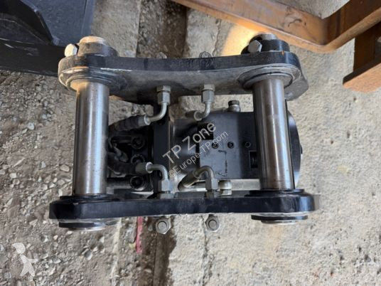 Equipamentos de obras  HTM 2.4