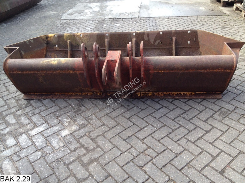 Vybavenie stavebného stroja  Ditch bucket