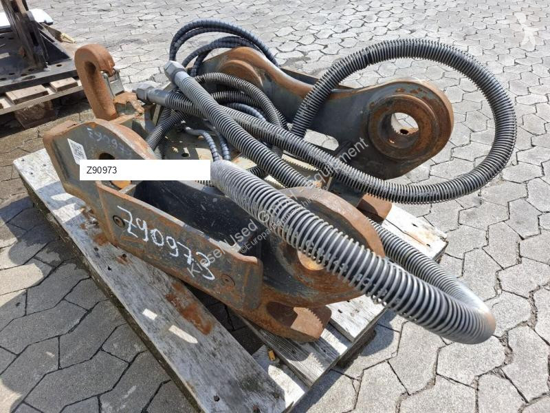 Stavební vybavení Oilquick Attache rapide...