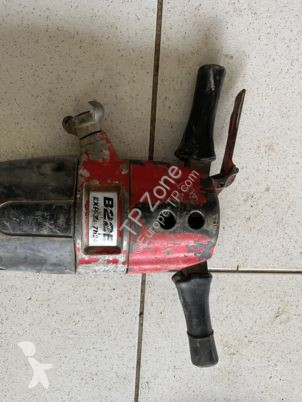 Vybavenie stavebného stroja