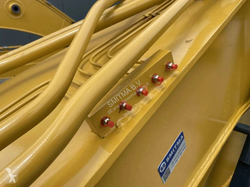 Vybavenie stavebného stroja Caterpillar 323D...