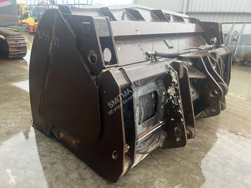 Aanbouwstukken voor bouwmachines Caterpillar...