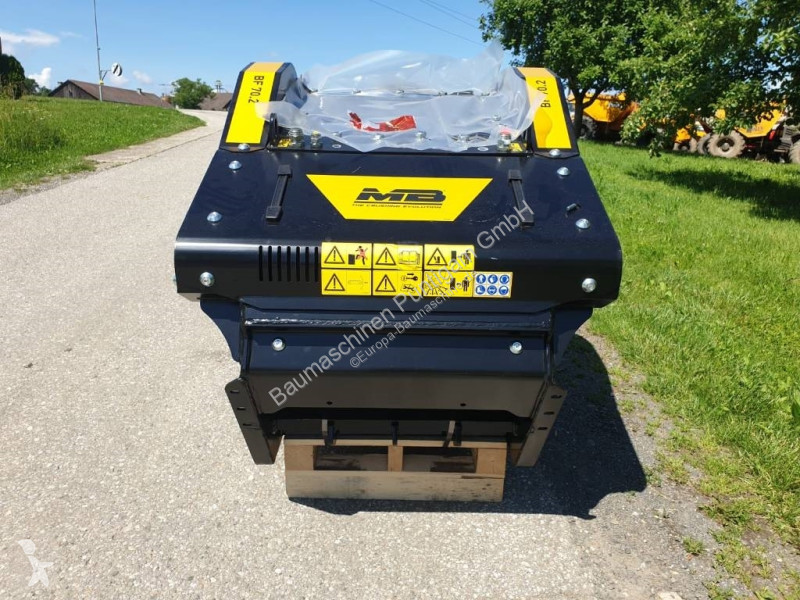 Aanbouwstukken voor bouwmachines MB Crusher 702 S4