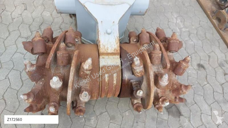 تجهيزات الأشغال العمومية Rockwheel D30