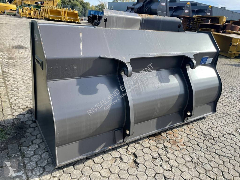Equipamientos maquinaria OP Volvo H Bucket With...