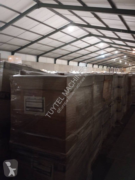 Overig materiaal  pallets akzo nobel Resin...