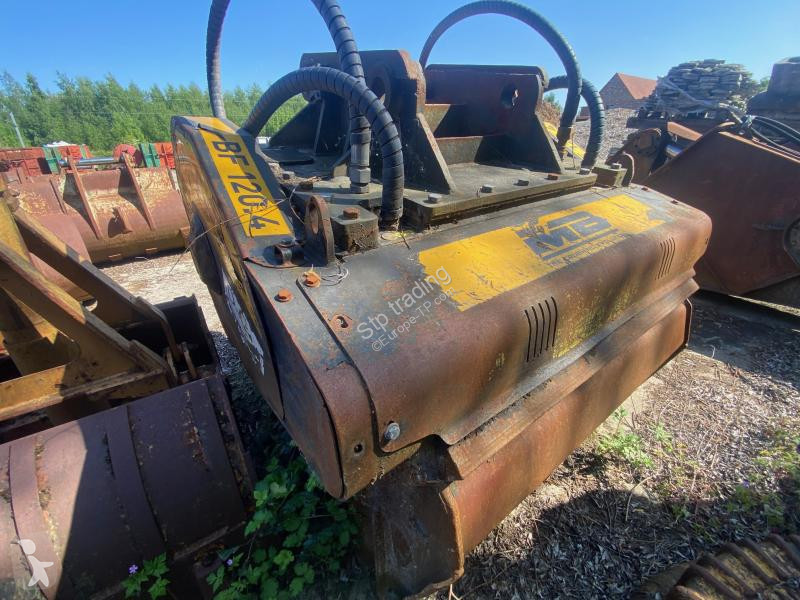 Equipamentos de obras MB Crusher 120-4