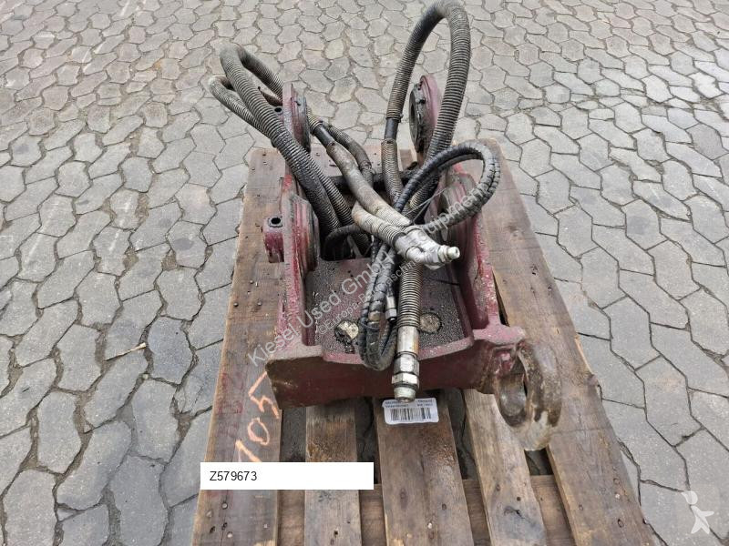 Echipamente pentru construcţii Hitachi Attache...
