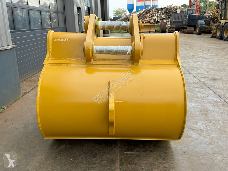 تجهيزات الأشغال العمومية Caterpillar CAT 349...