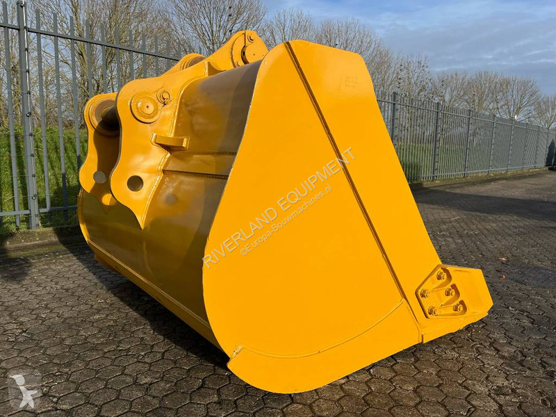 Aanbouwstukken voor bouwmachines Caterpillar...