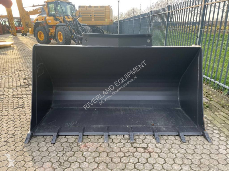 تجهيزات الأشغال العمومية Volvo Fuhrmann  H...
