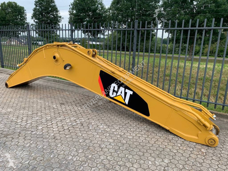 تجهيزات الأشغال العمومية Caterpillar | 323...
