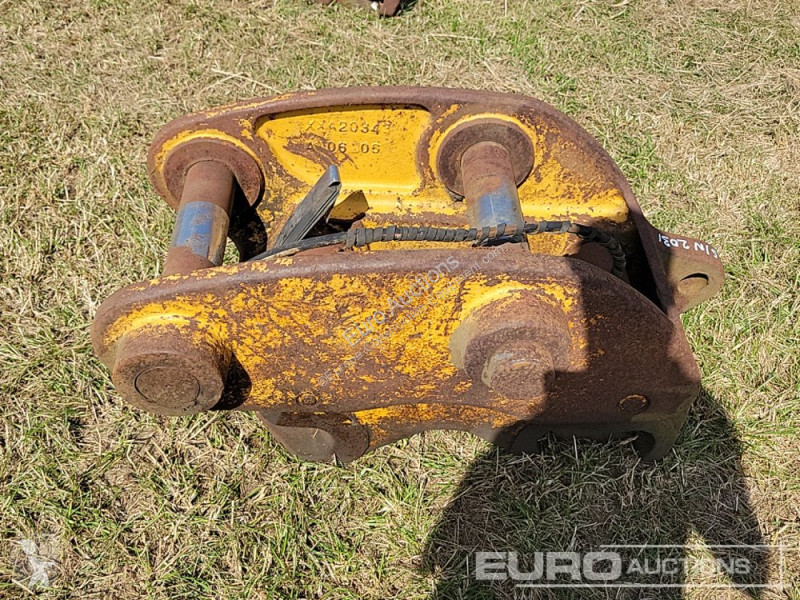 Echipamente pentru construcţii Caterpillar