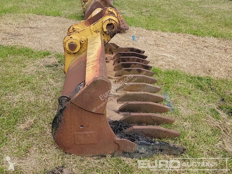 Echipamente pentru construcţii Caterpillar
