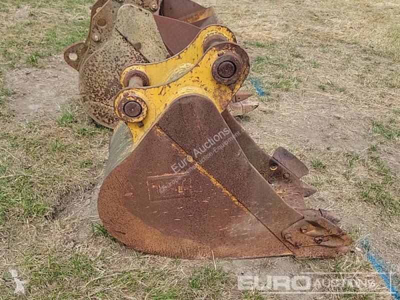 Echipamente pentru construcţii Caterpillar