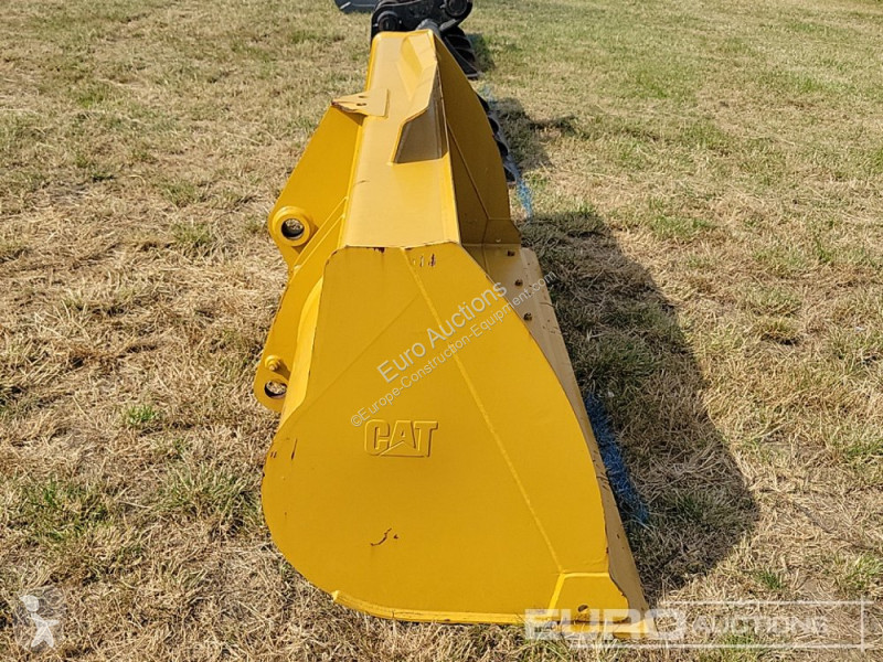 Echipamente pentru construcţii Caterpillar
