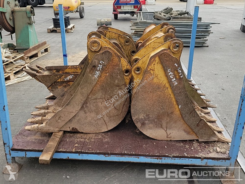 Echipamente pentru construcţii Caterpillar