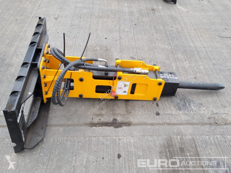 Aanbouwstukken voor bouwmachines  CK-P680