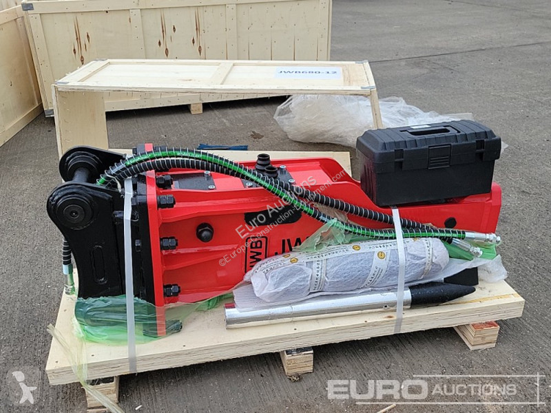 Echipamente pentru construcţii  JWB680
