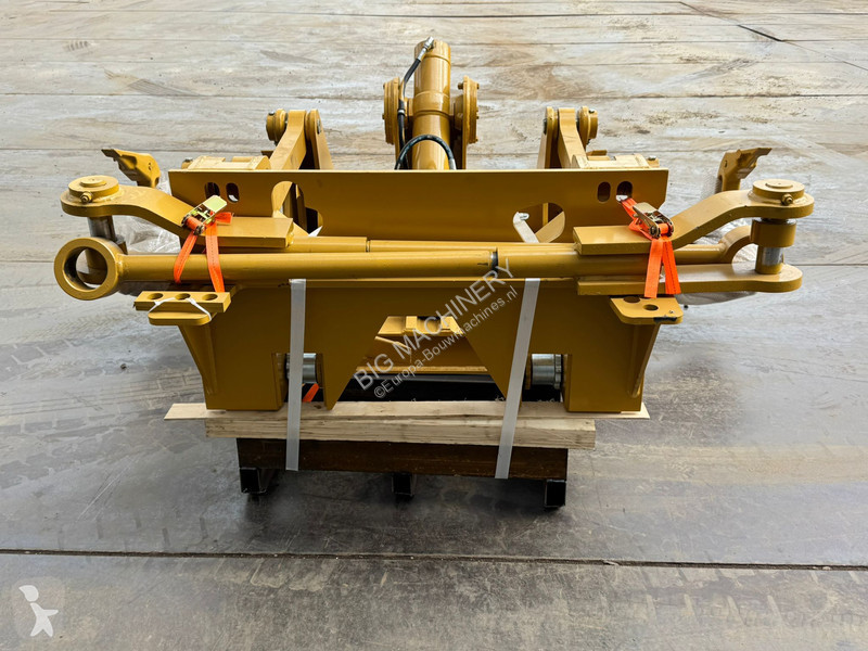 Equipamientos maquinaria OP Caterpillar 12M-2...