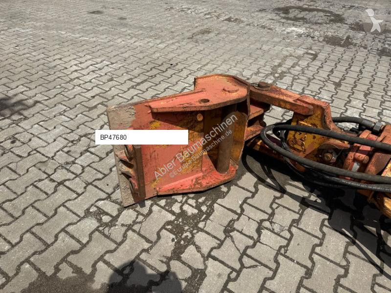 Vybavenie stavebného stroja  MS25