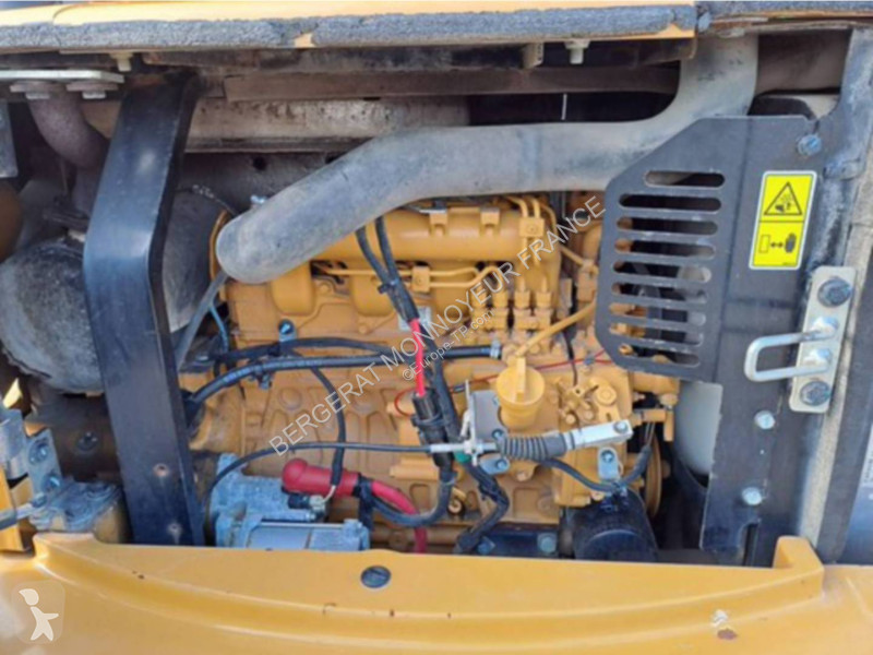 Vybavenie stavebného stroja Caterpillar 305E2
