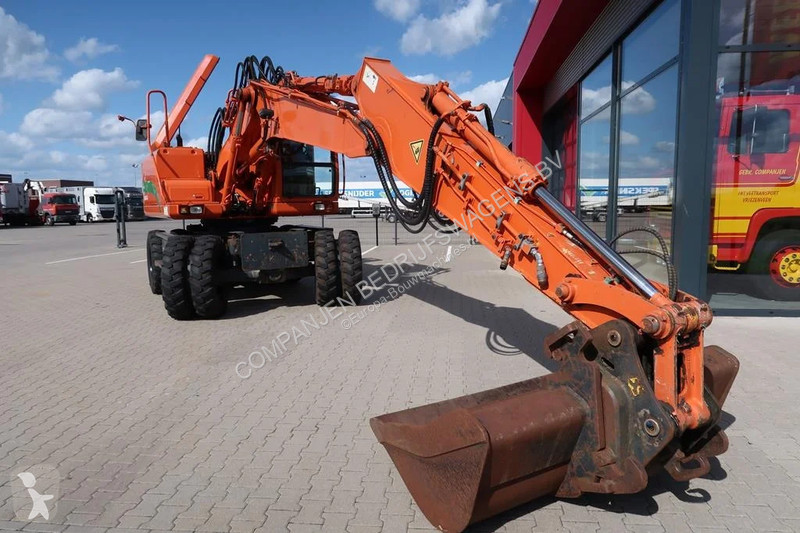 Udstyr til anlægsarbejder Hyundai Robex140W-7A...