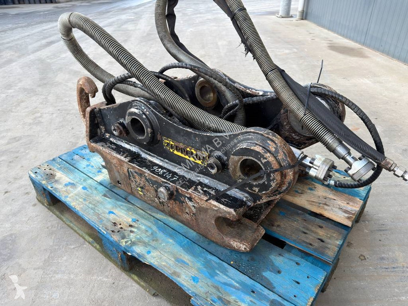 Vybavenie stavebného stroja Oilquick OQ70/55 -...