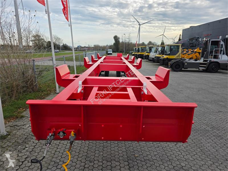 Vybavenie stavebného stroja  Terminal Trailer...