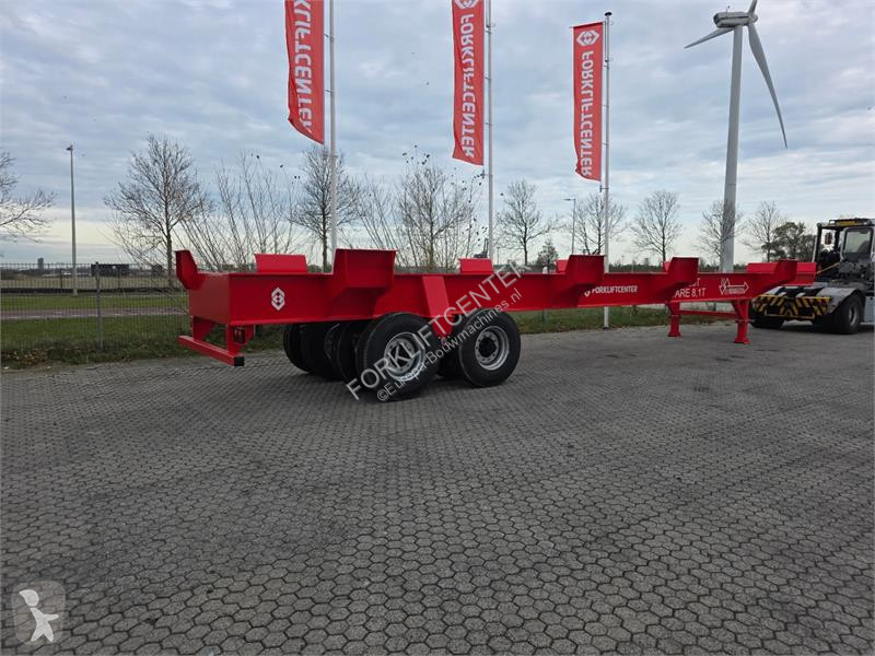 Vybavenie stavebného stroja  Terminal Trailer...