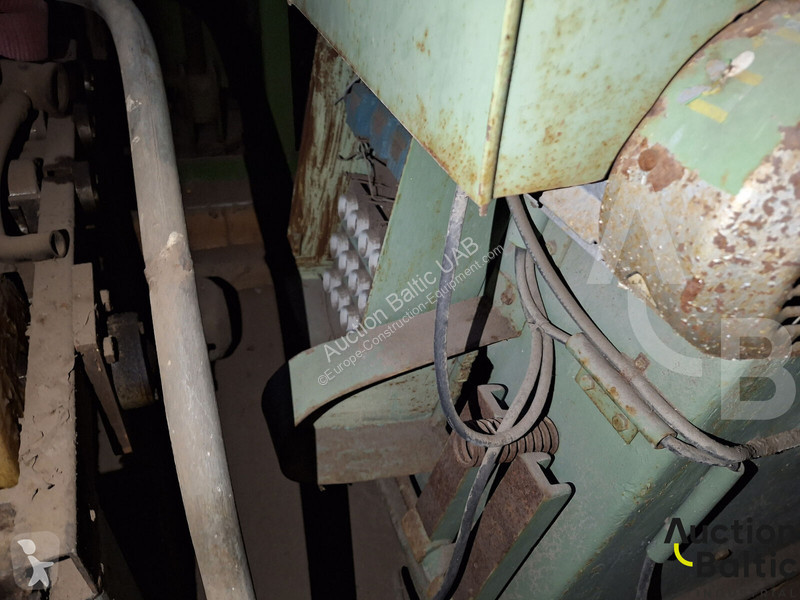 Vybavenie stavebného stroja  machine