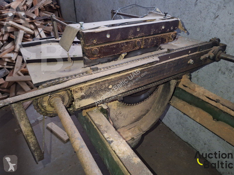 Vybavenie stavebného stroja  ends trimming machine