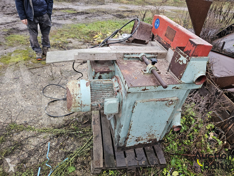 Vybavenie stavebného stroja  CKB-40-01