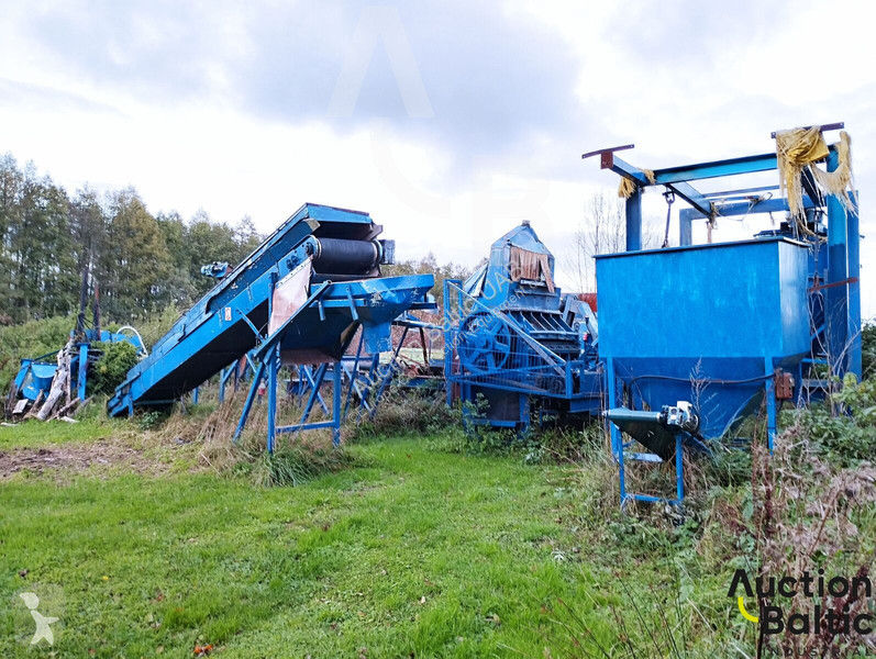 Vybavenie stavebného stroja  recycling line