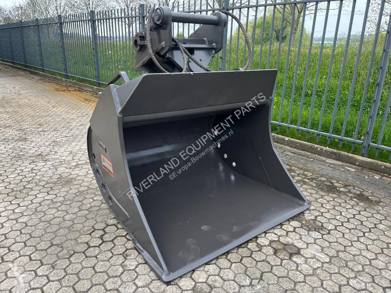 Vybavenie stavebného stroja  Cat tilt bucket SW48