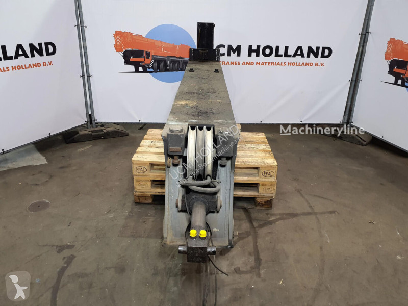 تجهيزات الأشغال العمومية Liebherr