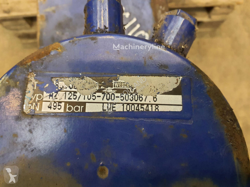 تجهيزات الأشغال العمومية Liebherr