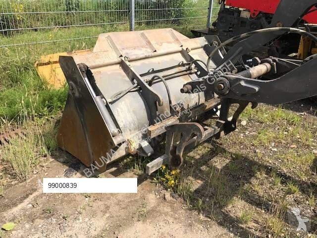 Vybavenie stavebného stroja Volvo (0839) gebr....