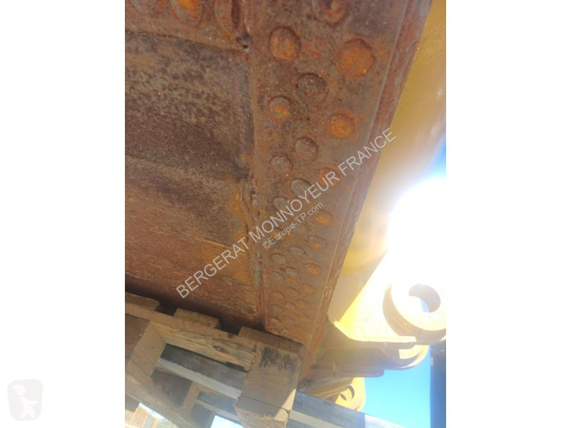 تجهيزات الأشغال العمومية Caterpillar GODET/963/