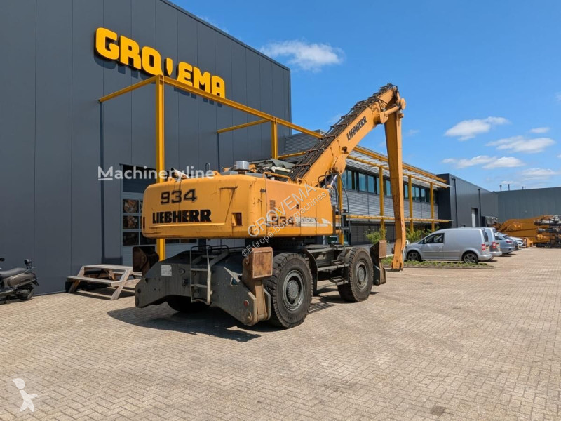 Vybavenie stavebného stroja Liebherr
