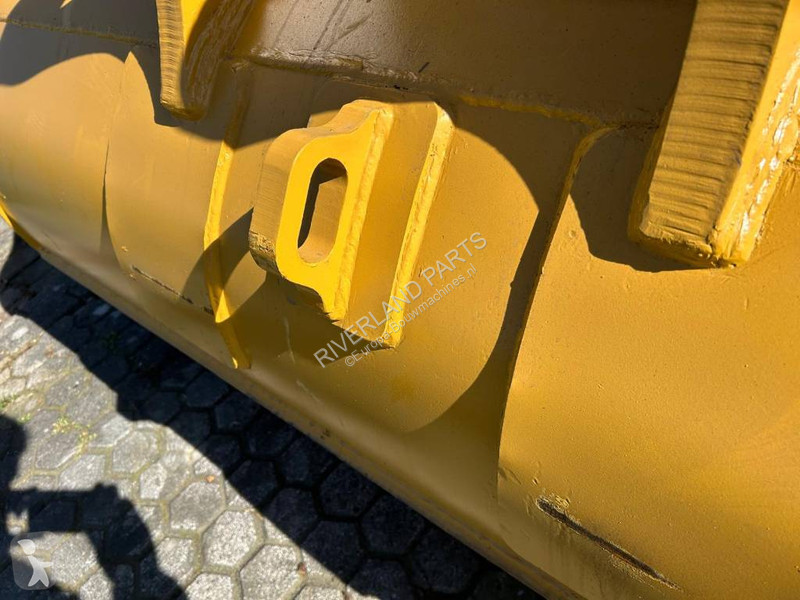 Vybavenie stavebného stroja  BKT 336-72 Heavy...
