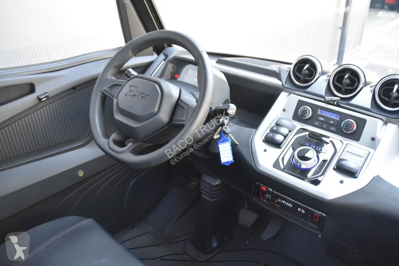 3XM e-li20 - BRAND NEW - THREE WHEELER PICK UP...